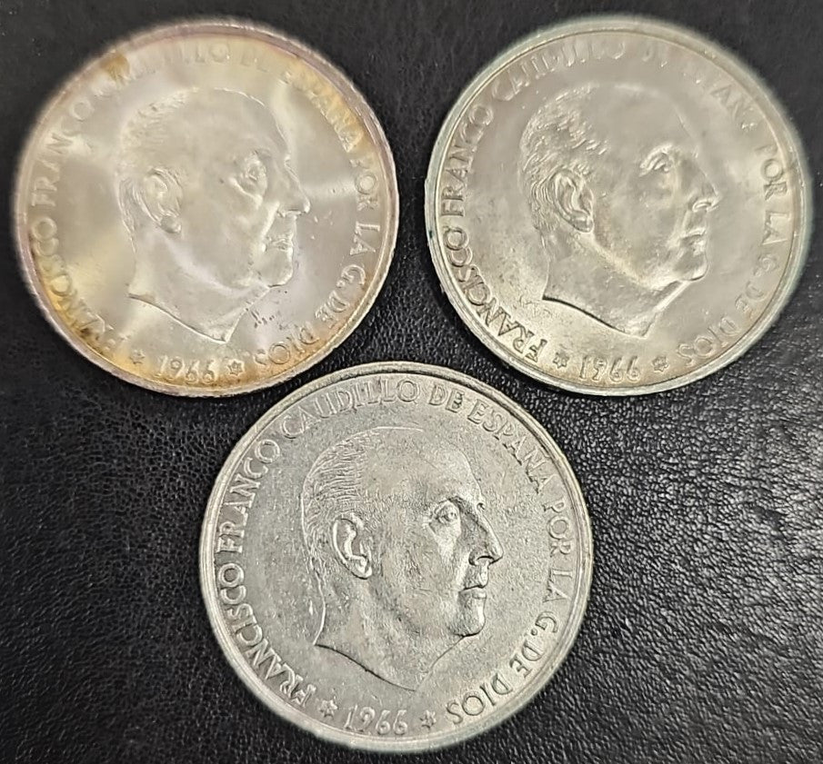 España - 1969 - Franco - Nº 00352/54 - EBC+ / XF+ - 100 pesetas 1966 Estrellas 66 - 67 y 68 - ( 3 monedas ) 57 gramos plata