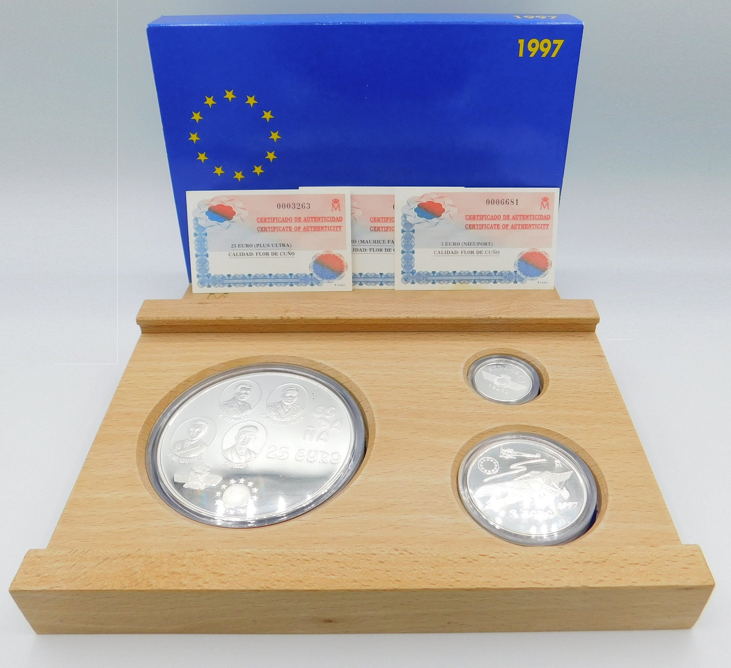 España - 1997 - Conmemorativas FNMT - PROOF - 1-5-25 € Aviación Española 1997 (3 monedas) / 209,09 gr. plata / En estuche