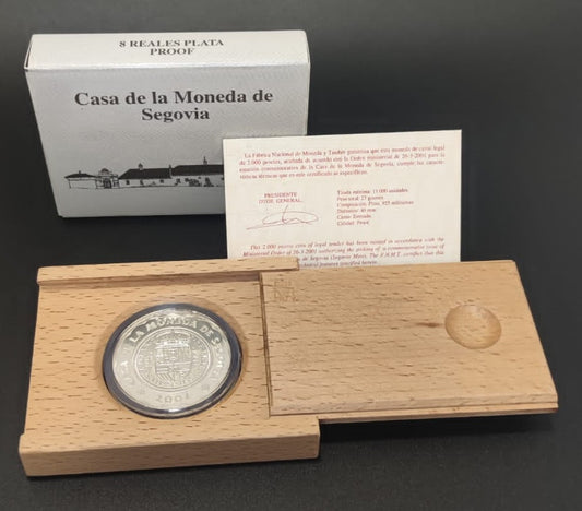 España - 2001 - Conmemorativas FNMT - Nº 00760 - PROOF - 2000 ptas Casa Segovia 2001 / En estuche / 27 gr. plata