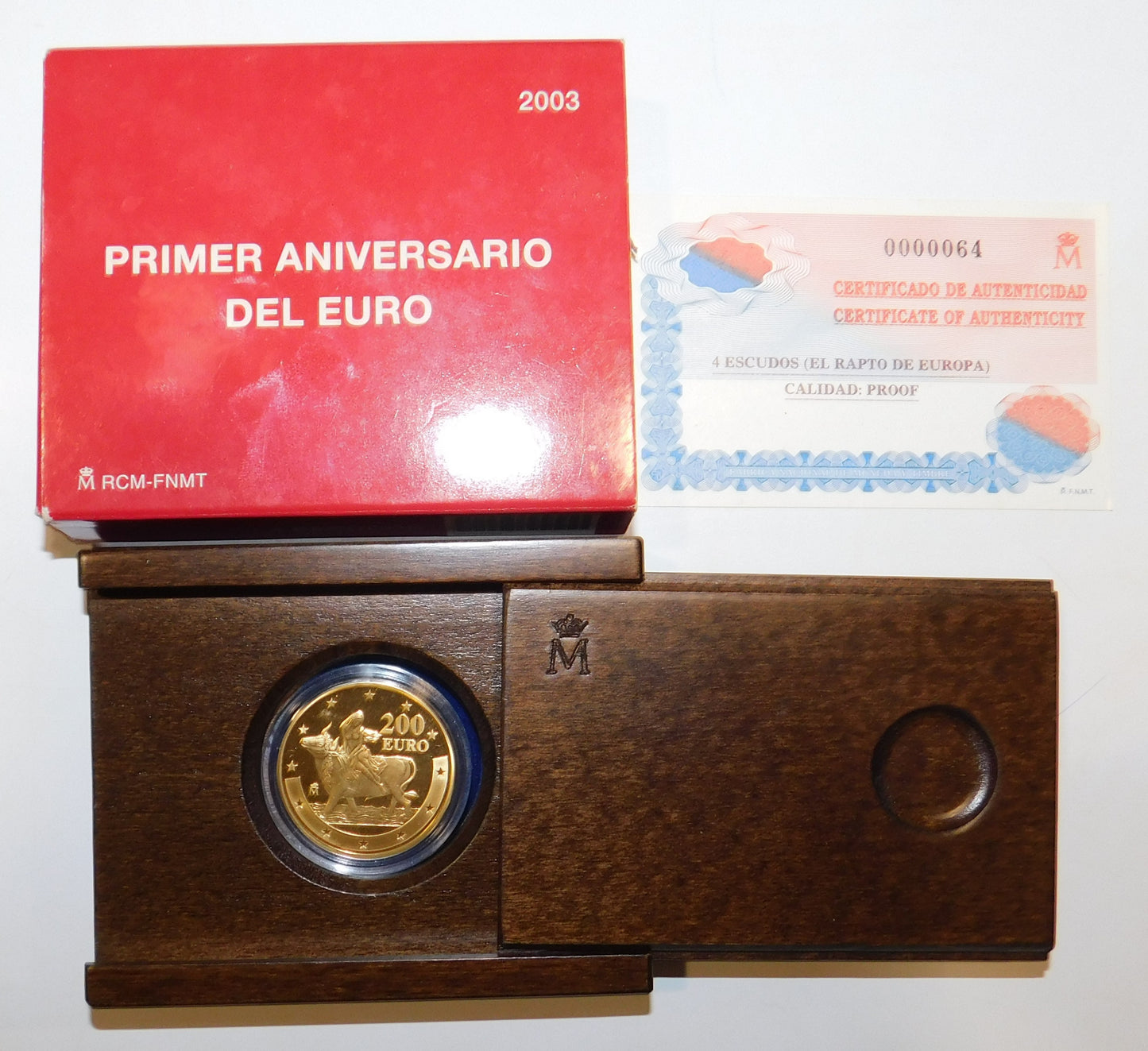 España - 2003 - Conmemorativas FNMT - PROOF - 200 € año 2003 / 1er Aniversario del Euro / 13,5 gr. oro puro / En estuche origina