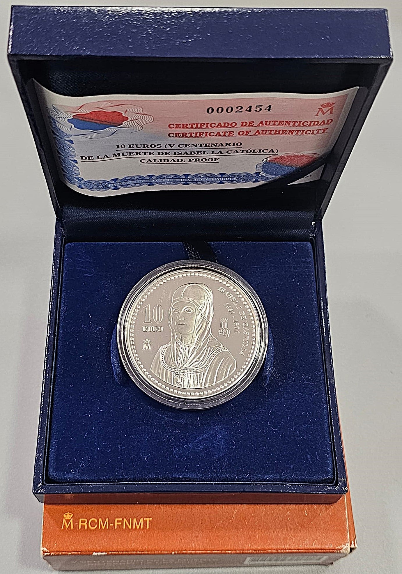 España - 2004 - Conmemorativas FNMT - PROOF - 10 € Isabel la Católica 2004 / 27 gr. Plata - Estuche