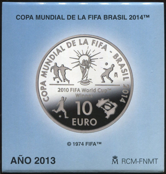 España - 2013 - Conmemorativas FNMT - PROOF - 10 € año 2013 / FIFA Brasil 2014 / 27 gr. plata / En estuche