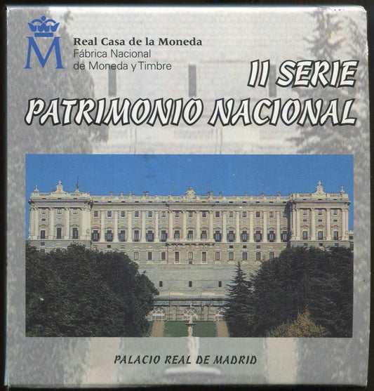 España - 2014 - Conmemorativas FNMT - PROOF - 5 € año 2014 / Patrimonio II serie / Palacio Real de Madrid / plata / En estuche